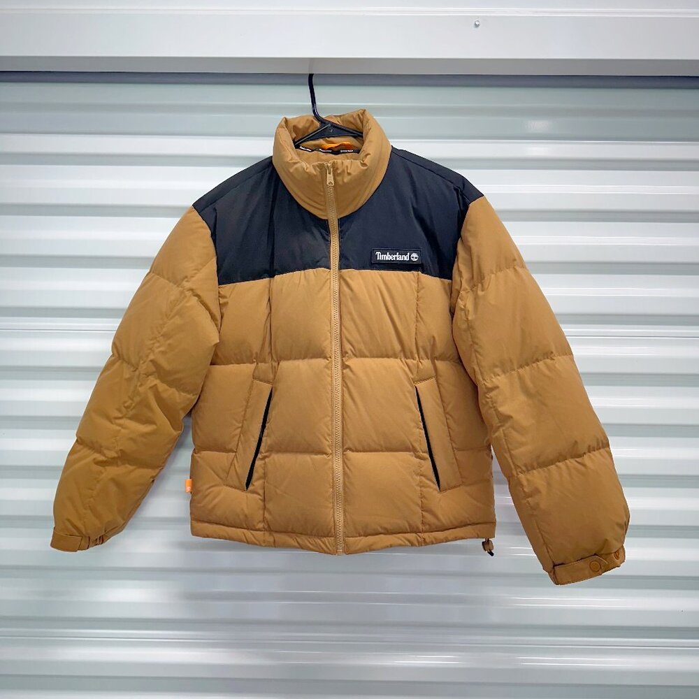 Timberland Women's Water-Repellent Puffer Jacket in Wheat/Black Size Small